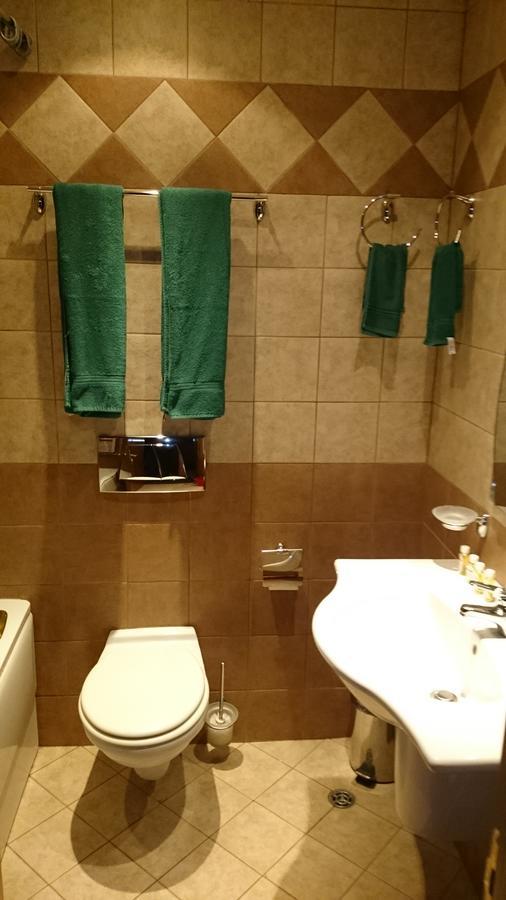 Tes Royal Plaza Apartments ボロヴェッツ エクステリア 写真
